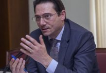 La colaboración público-privada centra el debate político valenciano