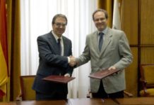Sefac colaborará en la mayor presencia de la atención farmacéutica en la universidad