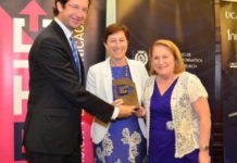Ingenieros e informáticos de Murcia premian la receta electrónica regional