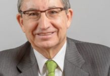 “Debemos mejorar y prosperar, no podemos quedarnos anclados”