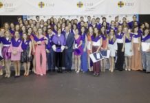 Mariano Esteban, padrino de la graduación de los licenciados en Farmacia de la CEU San Pablo
