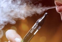 El cigarro electrónico ‘contamina’ la razón de ser de las boticas