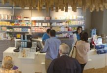 Los nuevos servicios en boticas son sostenidos “por el bolsillo” de los farmacéuticos