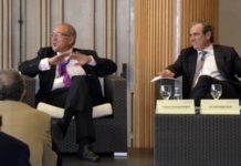 El COF de Pontevedra publica las conclusiones de su ‘histórica’ jornada que juntó a OMC y CGCOF