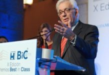 Sánchez Martos: “Estos premios sirven para estimular la excelencia”