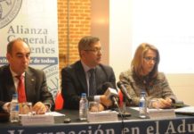 Expertos piden un calendario de vacunación en el adulto dentro del Sistema Nacional de Salud