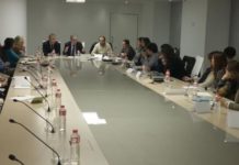 Los adjuntos plantean un registro de su desarrollo profesional