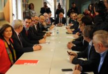 El PSOE defiende ante los colectivos sanitarios sus propuestas de Gobierno
