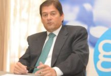 Diaz-Varela reclama el dictamen sobre subastas al Constitucional al ser reelegido al frente de Aeseg