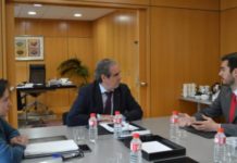 Aguilar se reúne para trabajar con el “futuro de la profesión”