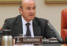 España negocia una rebaja de unos 8.500 millones en los objetivos de déficit de 2016