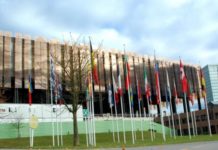 La Abogada General de la UE rechaza que las farmacias que se acogieron al Plan de Pago a Proveedores cobren intereses