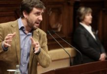 Comín se queda sin 30,5 millones para farmacia y sin 31 para I+D