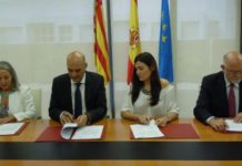 Los COF valencianos firman su concierto de prestación farmacéutica con la Consellería
