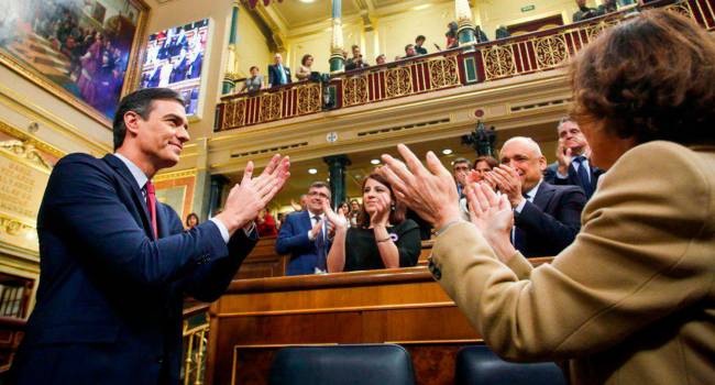 Moncloa confirma el desligue de Consumo y Sanidad en la nueva legislatura
