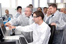 Soria se interesa por los genéricos de alta especialización