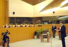 El abogado general de Luxemburgo justifica que la propiedad esté sólo en manos de boticarios