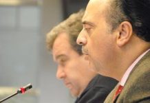 La OMC pone en su punto de mira a la Administración y a la oficina de farmacia