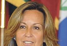 Una nueva ministra de Sanidad con un perfil más político y con la Política Social en su cartera