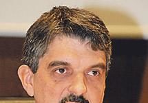 Jaume Pey, director general de Zambon, sustituye a Claudio Lepori como presidente de Anefp