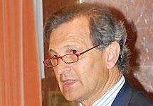 Martínez pone de manifiesto que es clave la cooperación público-privada en I+D