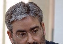 “El modelo a base de pequeños laboratorios privados de análisis clínicos está agotado”