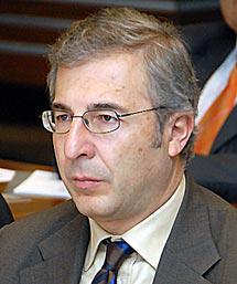 879471