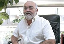 “La e-receta nos está llevando con la lengua fuera”