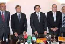 Farmaindustria alerta de que un tercio de las farmacéuticas españolas cerrará por los recortes