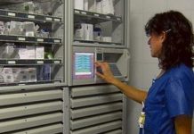 El farmacéutico de hospital reduce los efectos adversos
