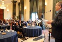 Industria y autonomías piden colaboración mutua