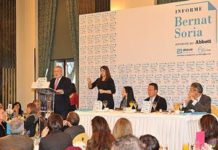 Bernat Soria vuelve a la política con un informe que pide nuevos roles para industria y farmacia