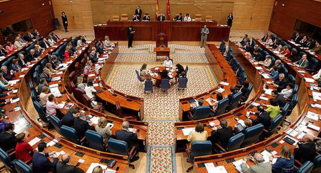 C’s debe escoger entre unirse al bloqueo de socialistas y U-Podemos o apoyar al PP