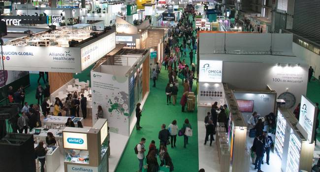 La zona de exposición de divide un año más en productos y servicios
