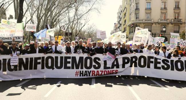 El fantasma de la huelga general sobrevuela la sanidad española