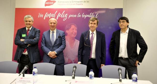Sanidad inicia las reuniones con las CC.AA. para abordar el cribado en hepatitis C