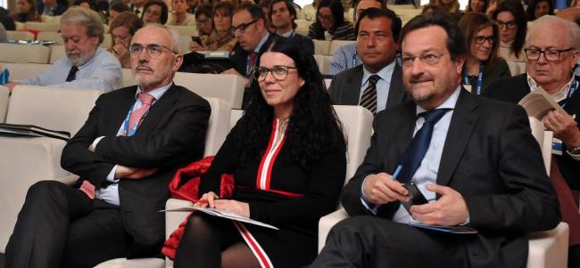 La inversión sustituye al gasto en el nuevo escenario oncológico