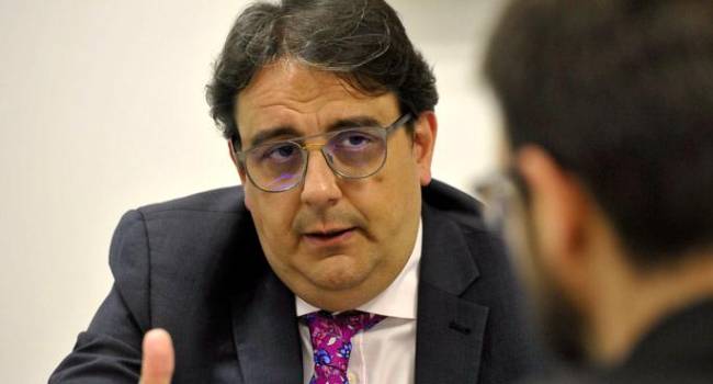 Vergeles propone llevar al Interterritorial la financiación de la Farmacia