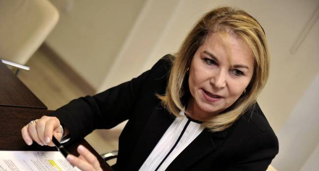 “No hay ningún sistema de salud sostenible sin la colaboración público-privada”