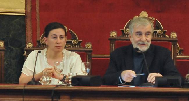 Castilla y León amplía el uso de la vacuna antimeningocócica por el aumento de la incidencia