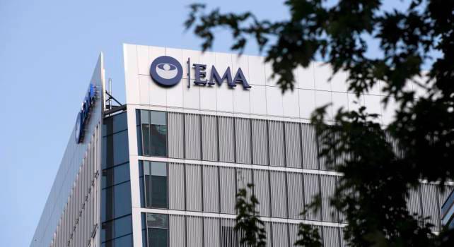 La EMA recibe la solicitud de autorización para la vacuna de AstraZeneca y Oxford contra la COVID-19