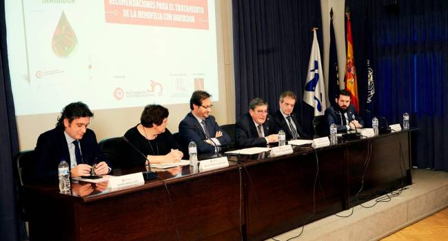 Se presenta la guía de recomendaciones para el tratamiento de los pacientes con hemofilia e inhibidor