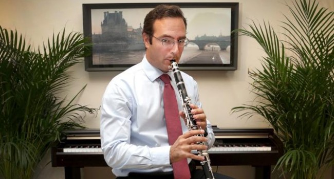“Tengo clarinete que no se pagarán servicios”