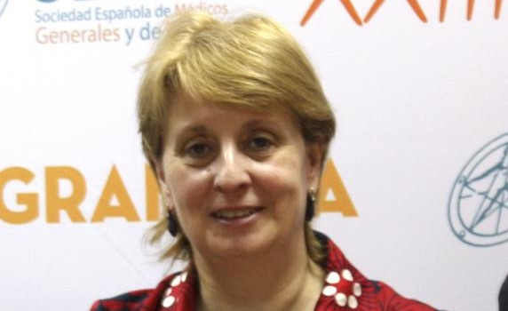 “No es lógico que alguien que no sea médico de familia dé esta asignatura”