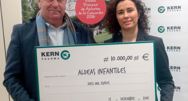 Kern Pharma reafirma su compromiso con Aldeas Infantiles SOS