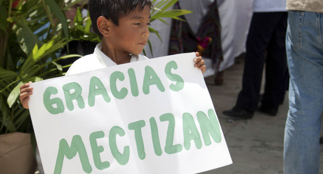 Un esfuerzo global para erradicar la ceguera de los ríos en los países en desarrollo
