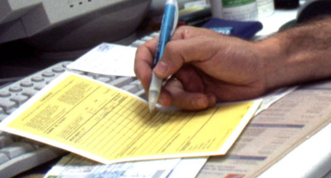 Guía básica para enfrentarse al IRPF 2016 desde la botica