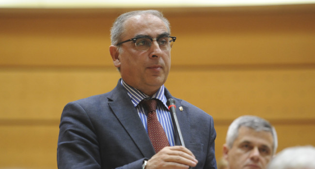 El PSOE pide que el PP explique en el Senado los planes de Sanidad para el genérico