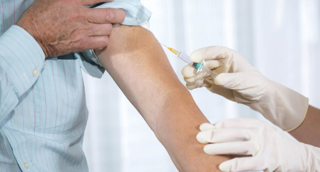 La vacunación en farmacias de Francia ya tiene sustento legal