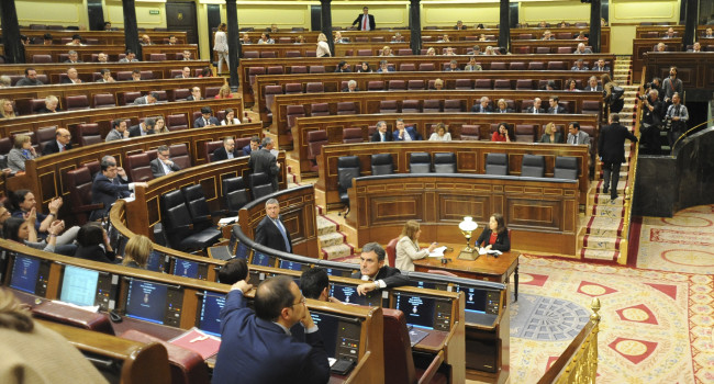 Del SPD como “marketing” a la “temeridad” del test del VIH: la farmacia sufre el desvarío político